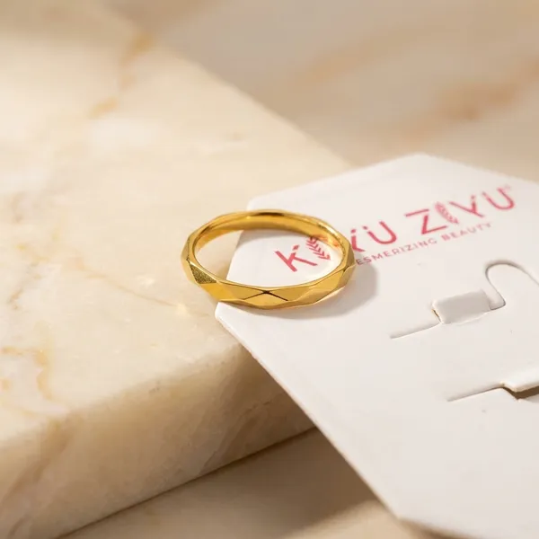 Handcrafted_Twisted_Gold-Toned_Ring_-_Hixu_Zixu_Collection_(Limited_Edition_120/1888)