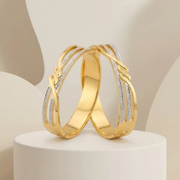 Kiyu_Ziyu_Exclusive_Collection_Couple_Ring_Set_-_Gold_Plated_Matching_Bands_With_Crystal_Embellishments_(Quick_6710)