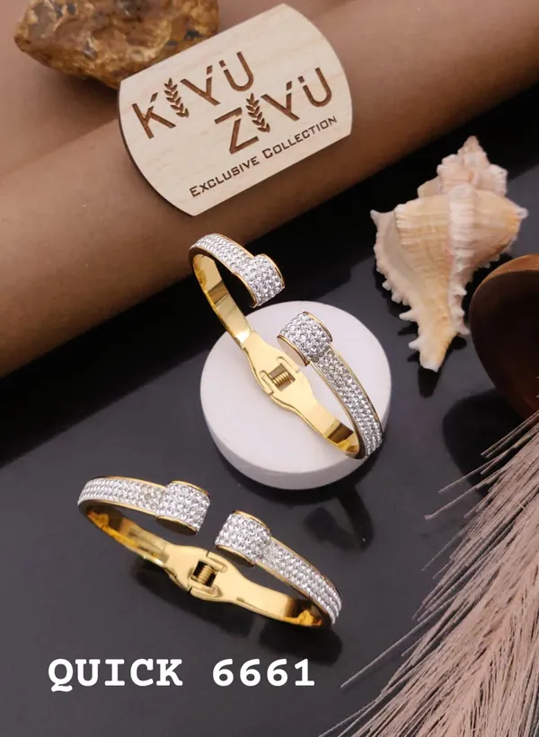 Kyu_Zyu_Exclusive_Collection_Gold-Tone_Bangle_With_Sparkling_Crystal_Embellishments