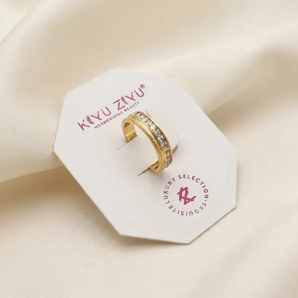 Elegant_Gold-Toned_Crystal_Ring_With_Double_Band_Design