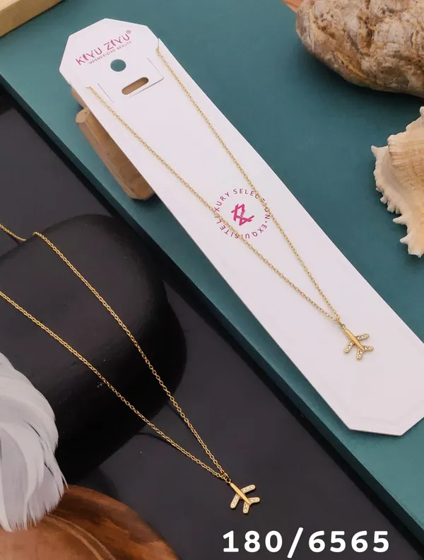 Gold-Toned_Airplane_Pendant_Necklace_-_Delicate_Chain_Jewelry