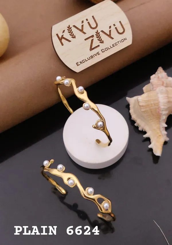 Kiyu_Zyu_Exclusive_Collection_Golden_Pearl_Adjustable_Ring_Set