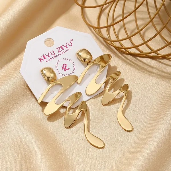 Gold-Toned_Abstract_Drip_Design_Statement_Earrings