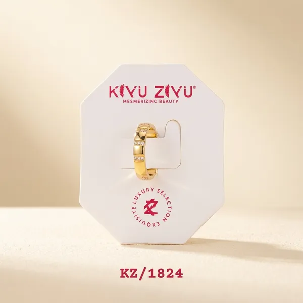 Golden_Adjustable_Ring_With_Engraved_Design