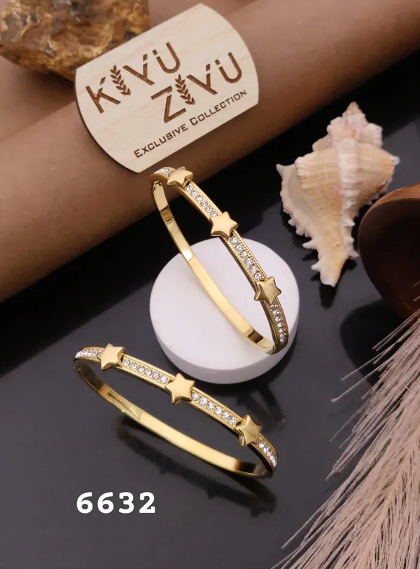 Kiyi_Ziyi_Exclusive_Collection_Gold-Plated_Star-Studded_Bangle_Set_(Model_6632)