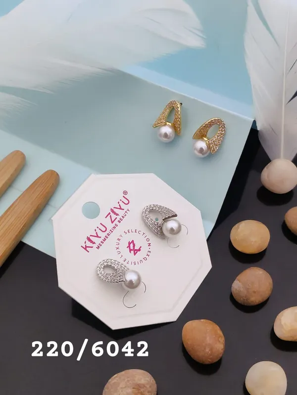 Elegant_Pearl_Drop_Earrings_With_Crystal_Arch_Design_-_Pack_Of_2_Pairs