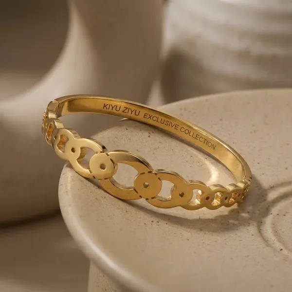 Kiyu_Ziyu_Exclusive_Collection_Gold-Plated_Personalized_Name_Bracelet_-_Plain_6712