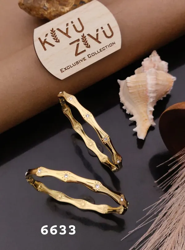 Kiyu_Ziyu_Exclusive_Collection_Gold-Toned_Bamboo_Design_Bangles_(Set_Of_2)