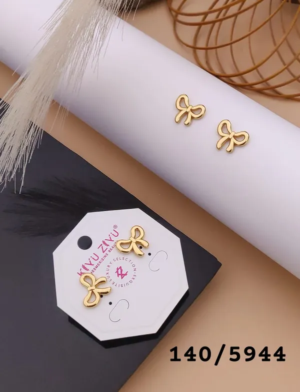 Golden_Bow_Stud_Earrings