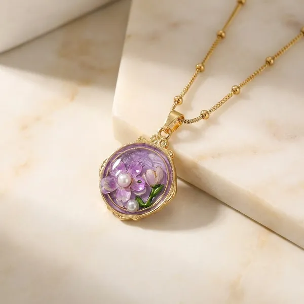 Crystal_Floral_Pendant_Necklace_With_Delicate_Chain
