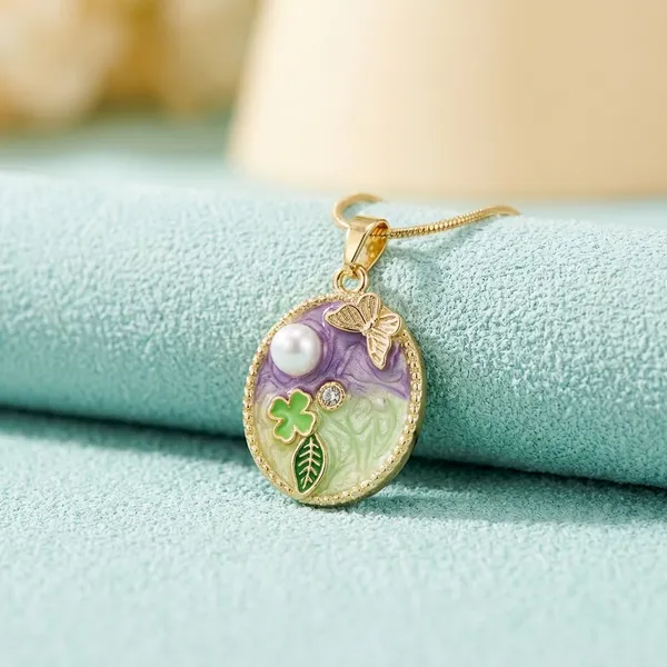 Elegant_Enameled_Disc_Pendant_Necklace_With_Pearl_And_Leaf_Accent