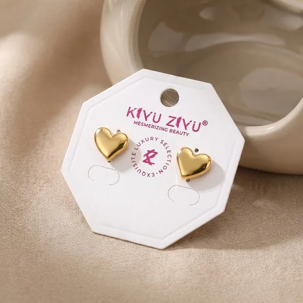 Gold_Heart_Stud_Earrings