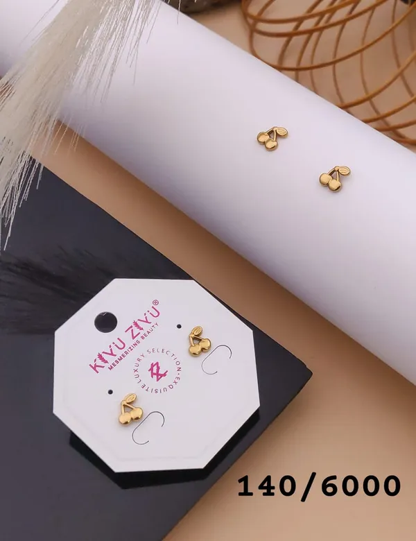 Gold-Toned_Floral_Stud_Earrings_For_Women