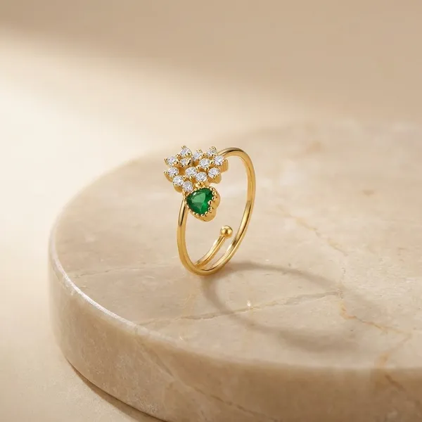 Golden_Heart-Shaped_Crystal_Adjustable_Ring