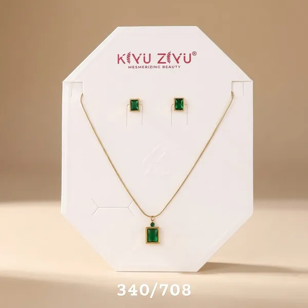 Elegant_Green_Stone_Pendant_Necklace_And_Earrings_Set
