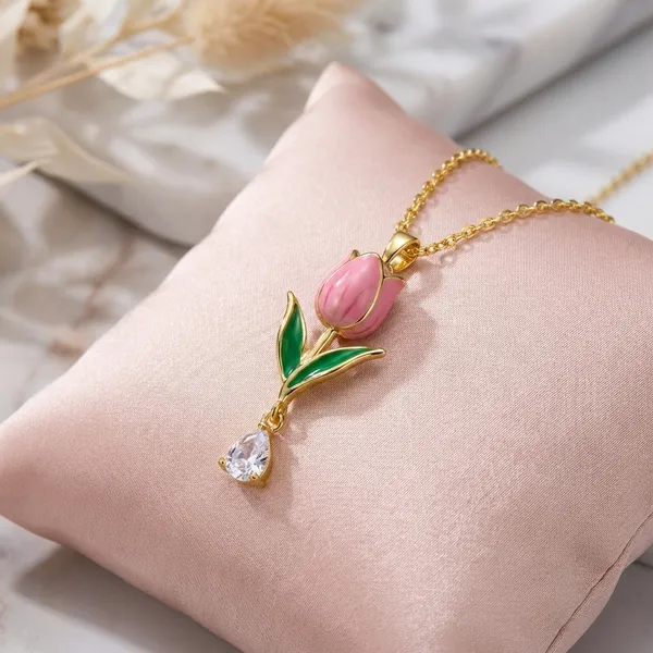 Cute_Pink_Tulip_Pendant_Gold_Chain_Necklace