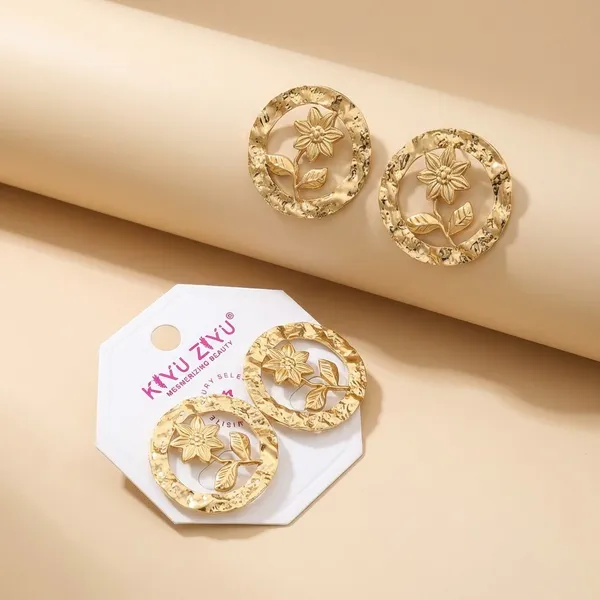 Gold-Toned_Floral_Circle_Stud_Earrings