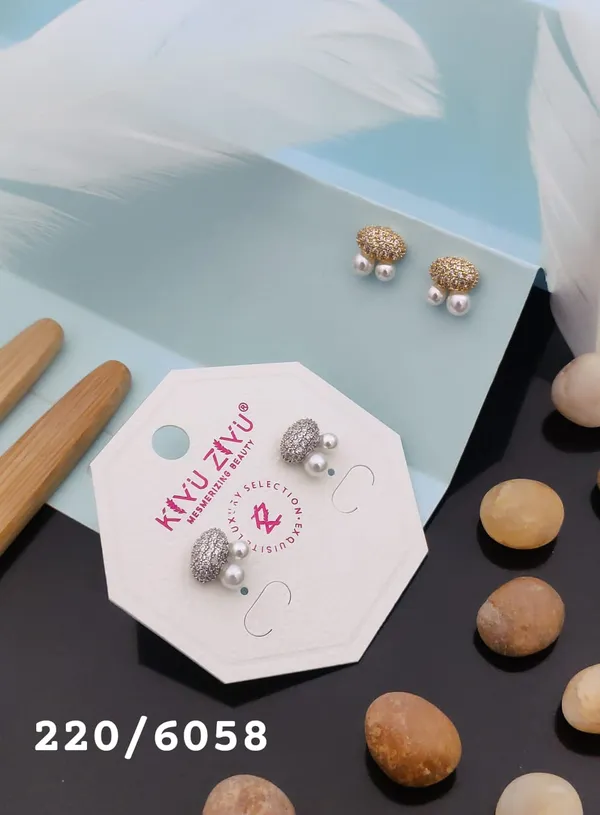 Pearl_And_Textured_Disc_Stud_Earrings_Set_-_Gold_And_Silver_Tones