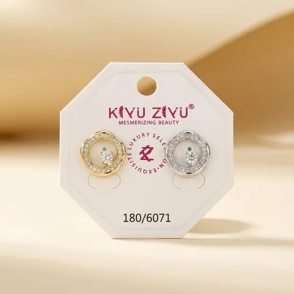 Elegant_Circle_Stud_Earrings_With_Crystal_Accent