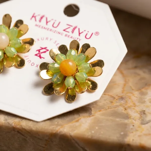 Kiya_Luxe_Flower_Stud_Earrings_-_Set_Of_2_Pairs_(Orange_&_Green)