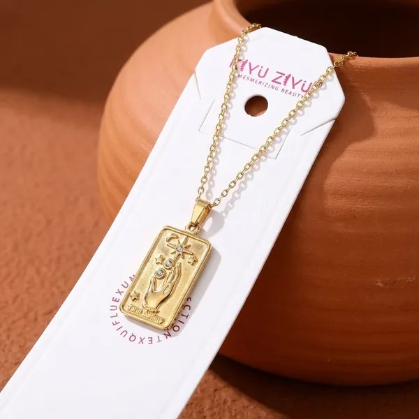 Kz_6536_-_Gold_Pendant_Necklace_With_Rectangular_Charm