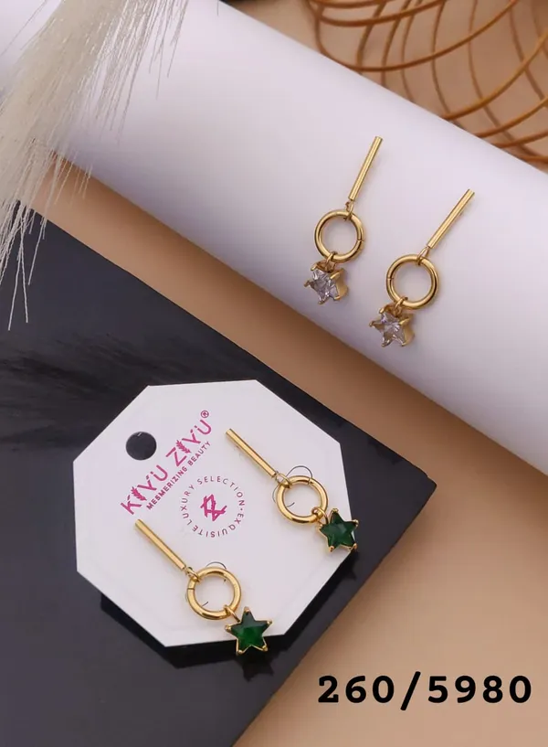 Gold-Toned_Star_Charm_Drop_Earrings_With_Crystal_Accents