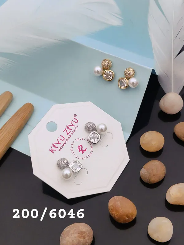 Pearl_And_Crystal_Stud_Earring_Set_-_Gold-Toned_Elegant_Collection
