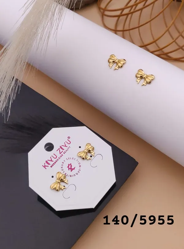 Gold-Plated_Bow_Stud_Earrings_For_Women