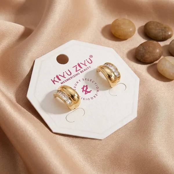 Elegant_Gold-Tone_Hoop_Earrings_With_Crystal_Accents