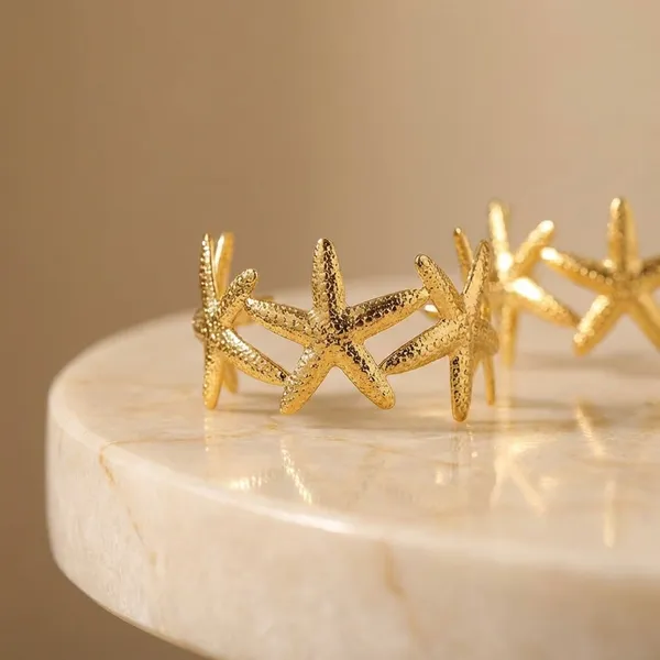 Kyu_Zyu_Exclusive_Collection_Gold-Tone_Starfish_Bracelet