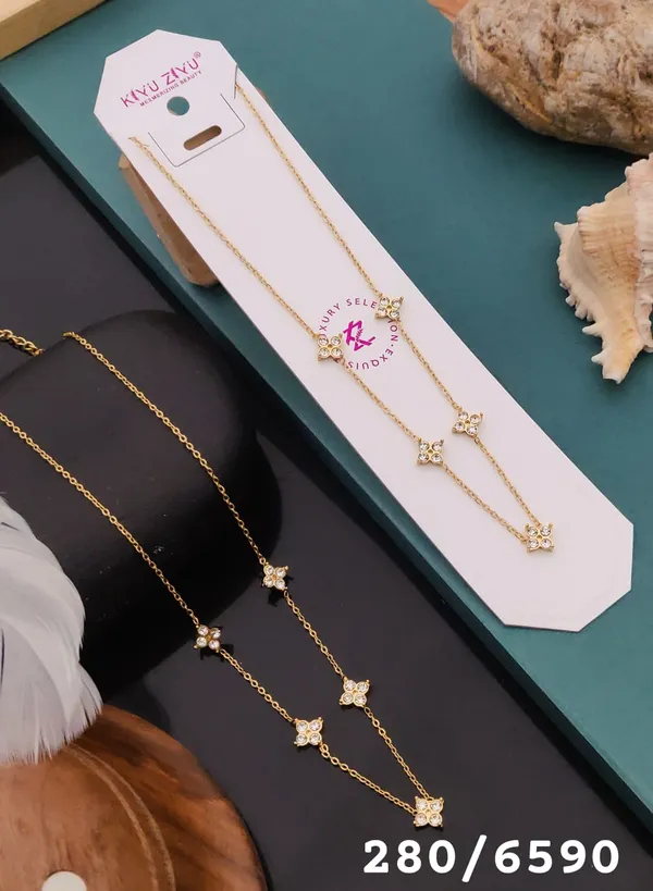 Gold-Toned_Floral_Crystal_Layered_Chain_Necklace