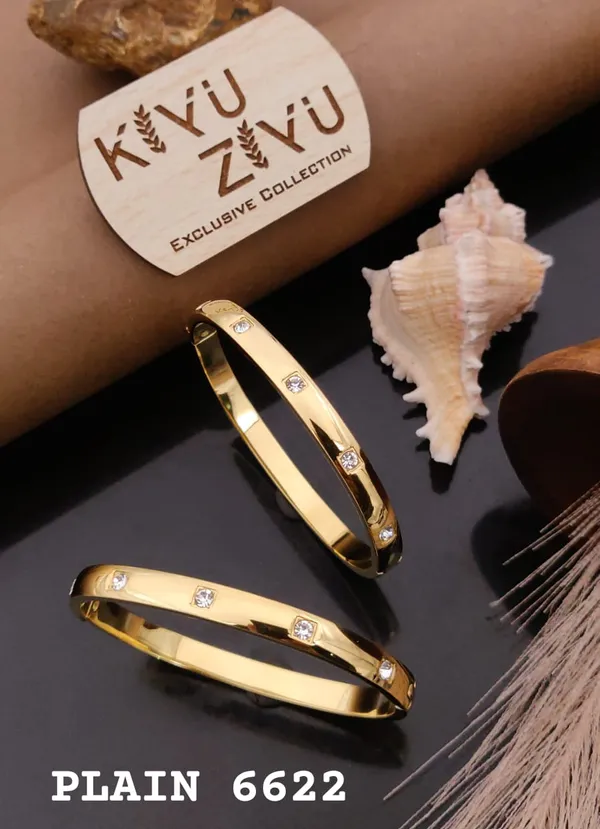 Kiyu_Ziyu_Exclusive_Collection_Gold_Plated_Diamond_Studded_Bangle_Set_(Pack_Of_2)_-_Plain_6622
