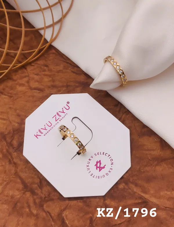 Gold-Tone_Crystal_Ring_And_Earrings_Set
