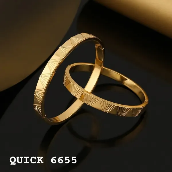 Kivu_Zivi_Exclusive_Collection_-_Gold-Toned_Geometric_Pattern_Bangle_Set_(Pack_Of_2)