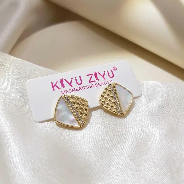 Elegant_Dual-Tone_Square_Stud_Earrings_With_Textured_Gold_And_White_Enamel