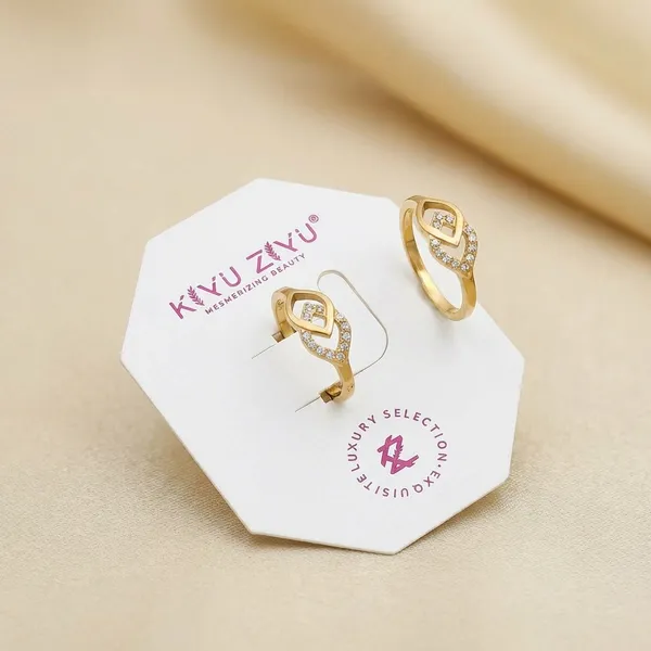 Kku_Zevus_Gold-Toned_Geometric_Ring_With_Crystal_Embellishments_(Kz/1822)