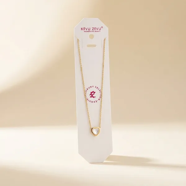 Heart-Shaped_White_Stone_Pendant_Necklace_With_Gold_Chain