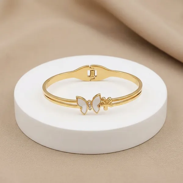 Kiyu_Ziyu_Exclusive_Collection_Gold-Plated_Butterfly_Bangle_Set_(Plain_6630)