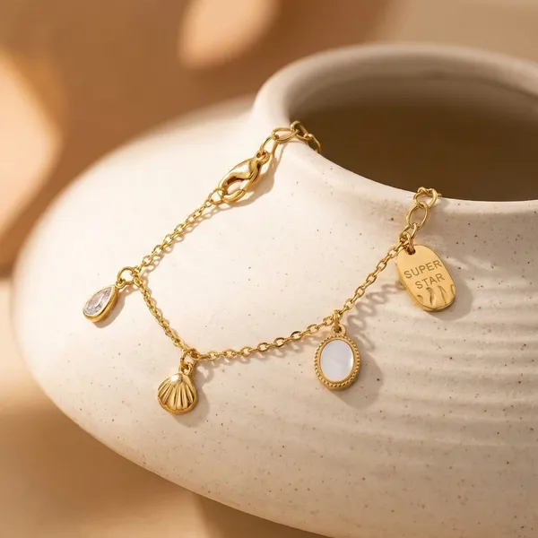Kiyiu_Ziyiu_Exclusive_Collection_Gold-Tone_Charm_Bracelet_Set