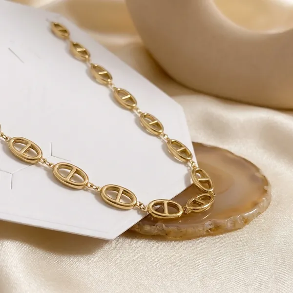 Gold-Toned_Oval_Link_Chain_Necklace
