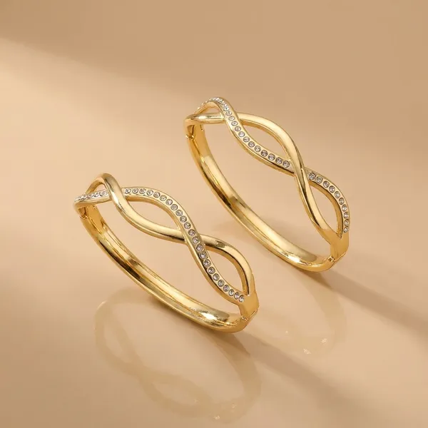 Exclusive_Collection_Gold-Tone_Crystal_Studded_Rings