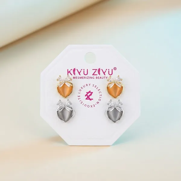Cute_Cat-Shaped_Stud_Earrings_With_Crystal_Bow