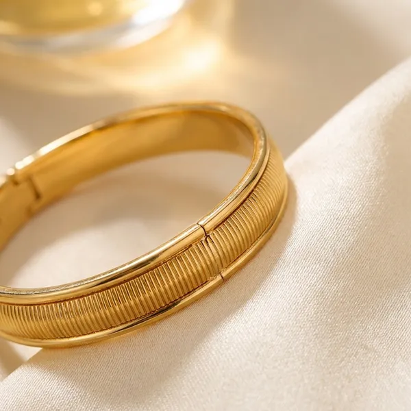 Kayu_Zayu_Exclusive_Collection_Gold-Toned_Textured_Bangle_Set_(Pack_Of_2)