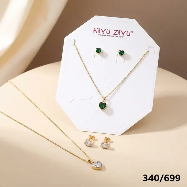 Heart-Shaped_Pendant_Necklace_And_Earrings_Set