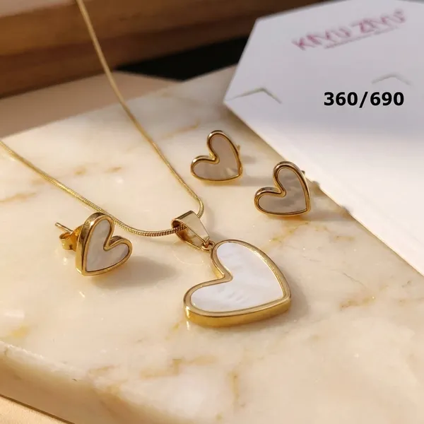 Heart_Shaped_White_Enamel_Jewelry_Set_-_Necklace_And_Earrings