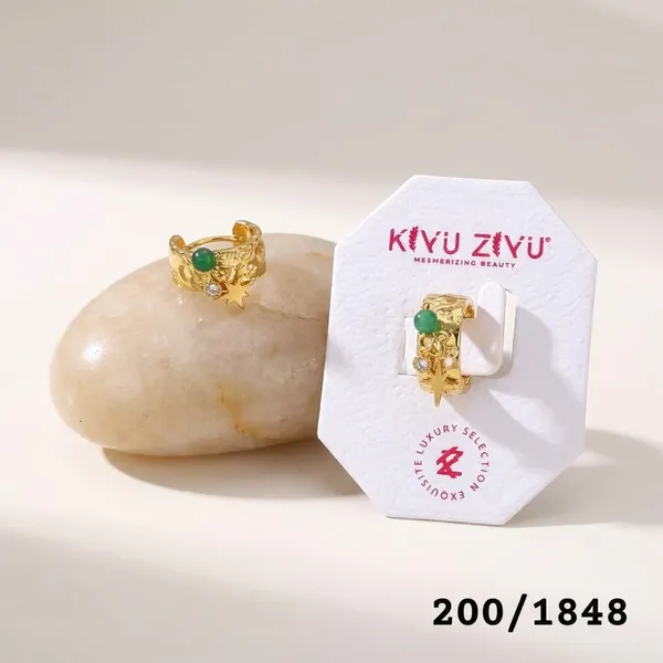 Gold_Frog_Ring_With_Green_Gemstone