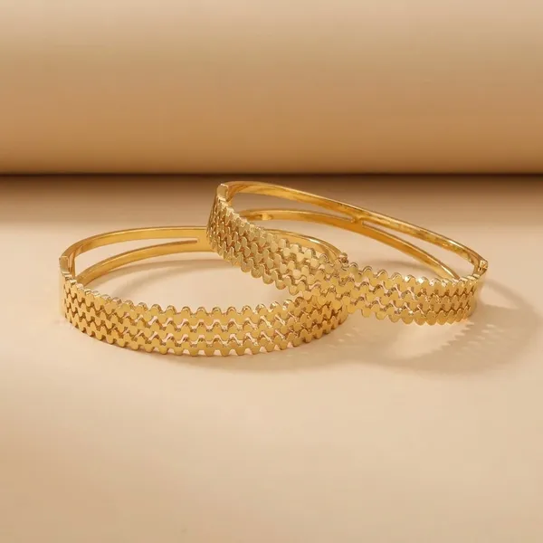 Kyu_Zyu_Exclusive_Collection_Gold-Toned_Mesh_Bracelet_Bangle_Set_-_Plain_6711