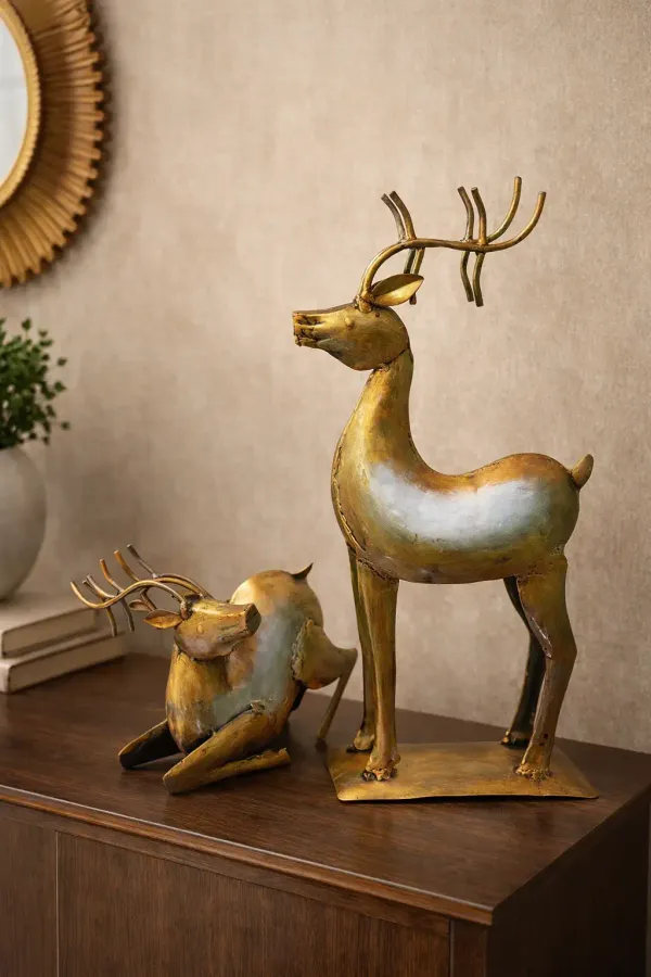 Golden_Metal_Deer_Mother_And_Baby_Figurine_Showpiece_For_Table_Decor_Pack_Of_2