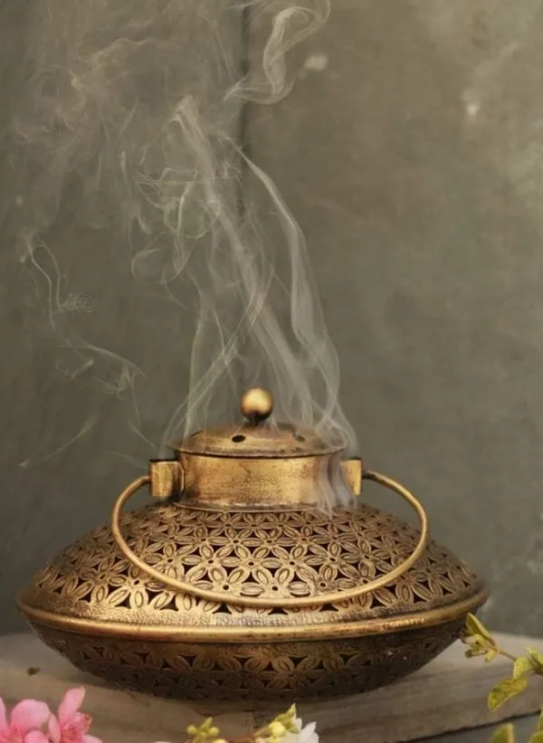 Golden_Metal_Dhoop_Showpiece_For_Pooja_Use