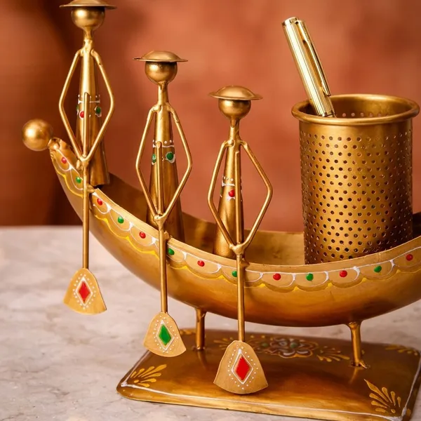 Golden_Copper_Metal_Boat_Pen_Showpiece_For_Office_Desk